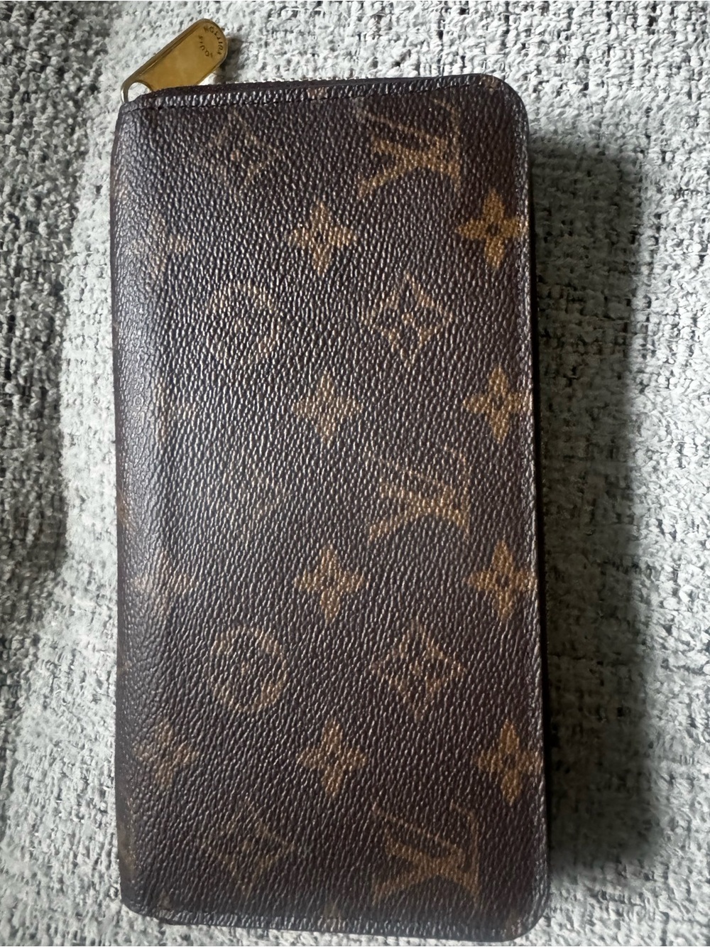 Louis Vuitton Monogram Canvas Zip Card & Key Holder in Brown and Gold
